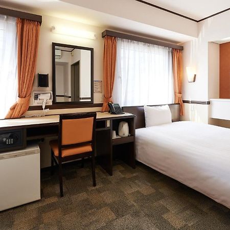 Toyoko Inn Gumma Isesaki Ekimae Exteriör bild