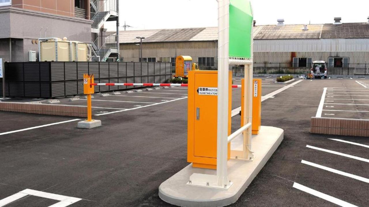 Toyoko Inn Gumma Isesaki Ekimae Exteriör bild