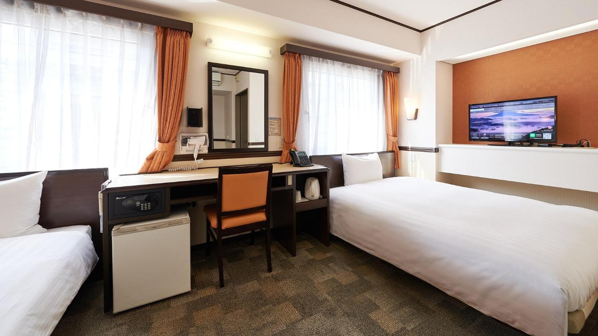 Toyoko Inn Gumma Isesaki Ekimae Exteriör bild
