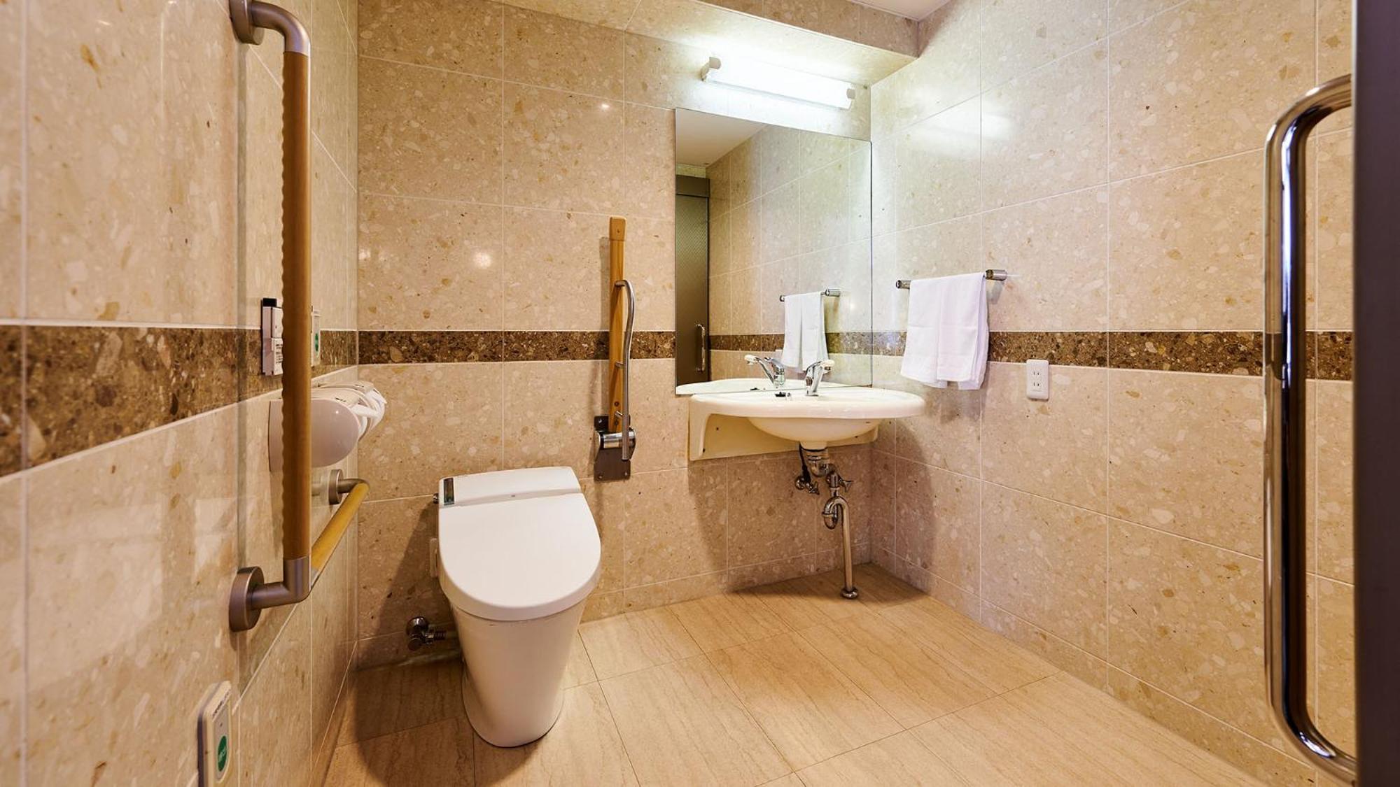 Toyoko Inn Gumma Isesaki Ekimae Rum bild
